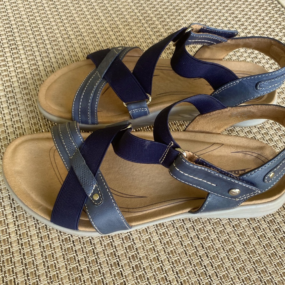 Earth Shoes